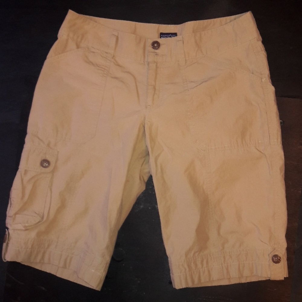 Patagonia women's short Size 6